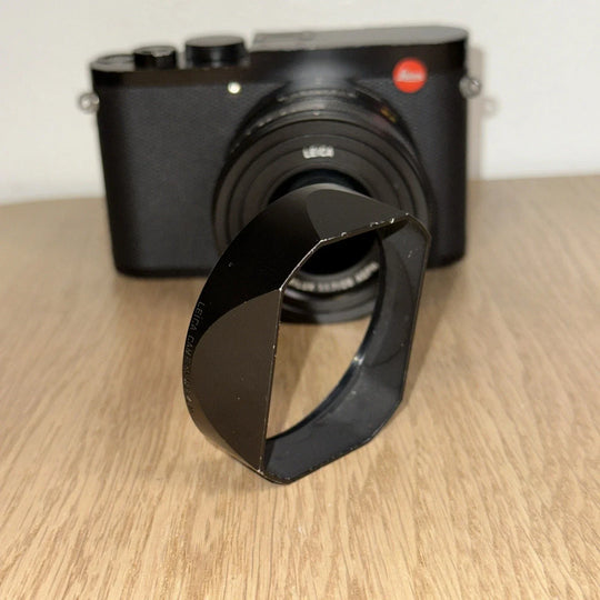 Leica Q2 47.3MP  - Box, Accessories, Complete Set! - US Seller